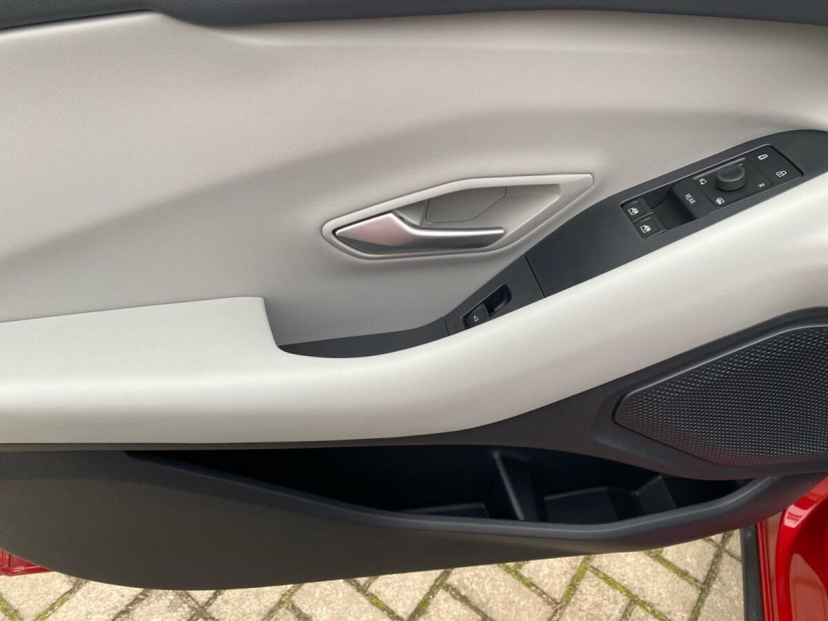 Ford Explorer Premium 77kWh Extended Range RWD Wärmepumpe+Fahrassist.