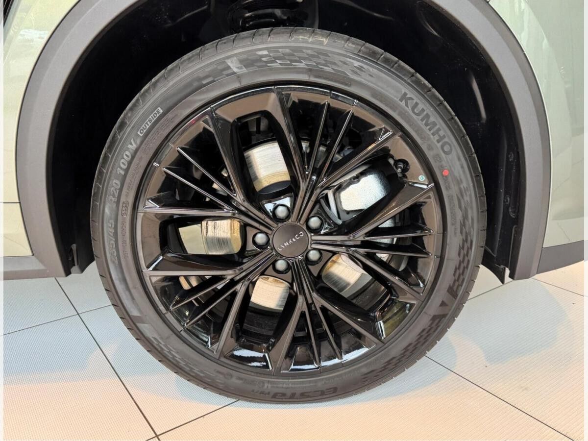 LYNK & Co 01 More // Sofort Verfügbar! // Frei Konfigurierbar!