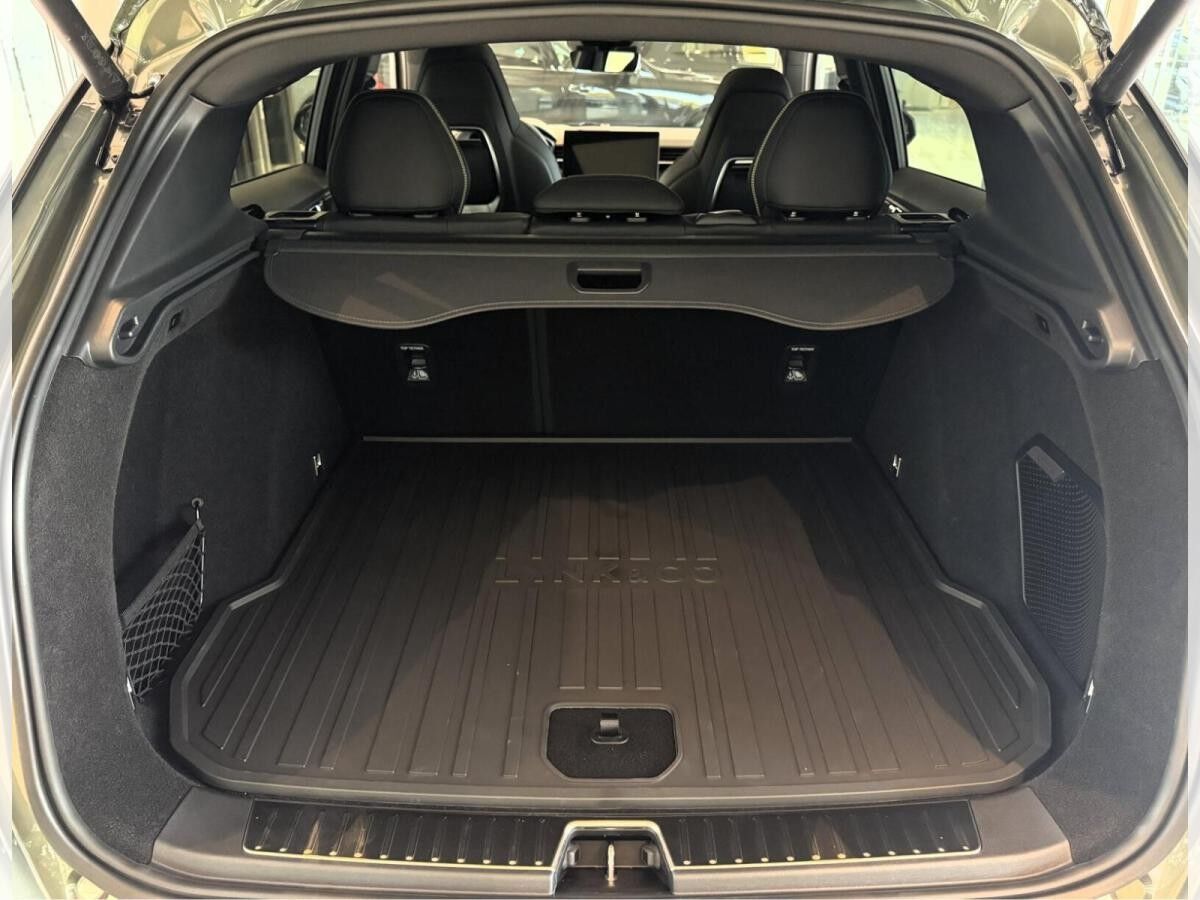 LYNK & Co 01 More // Sofort Verfügbar! // Frei Konfigurierbar!