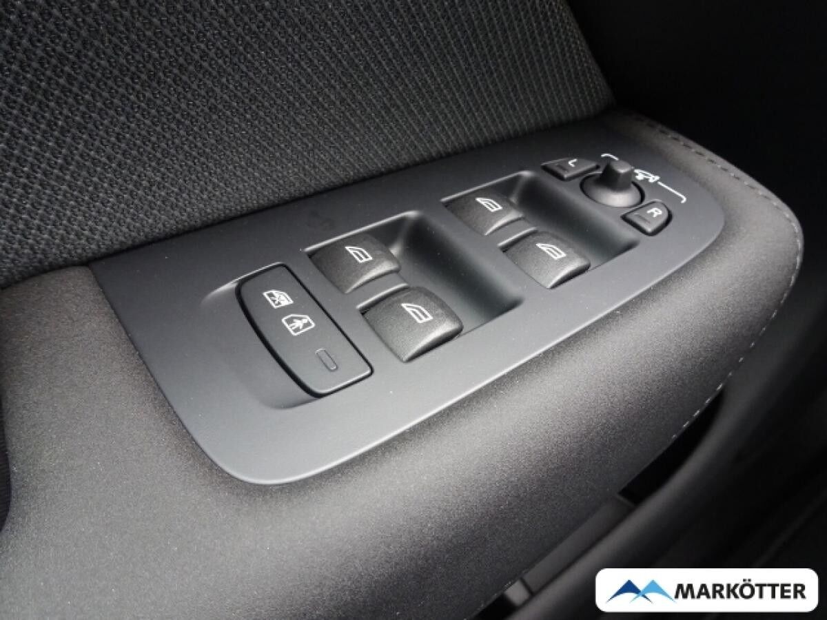 Volvo XC60 T8 Plus Black Edition Recharge/LHZ/360°CAM/