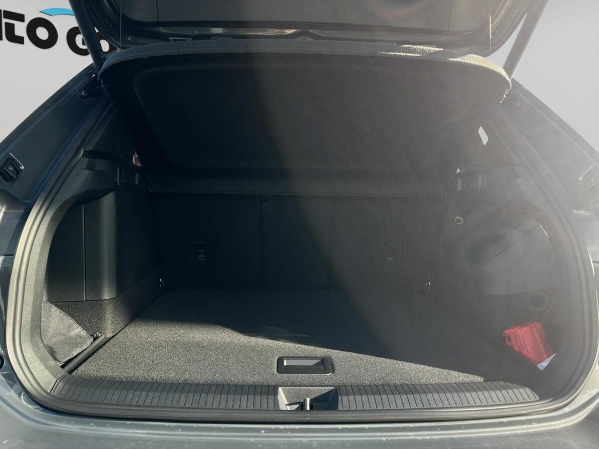 Volkswagen Tiguan R-Line 1,5l eHybrid OPF DSG +SOFORT+AHK+NAVI+