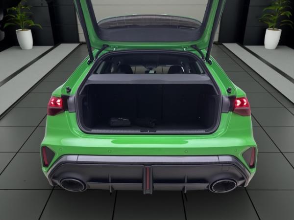 Audi RS3 Sportback Q MATRIX NAVI SONOS KAMERA