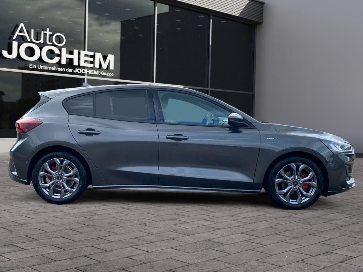 Ford Focus ST-LINE WINTERPAKET, FAHRERASSISTENZ-PAKET EASY-PARKING-PAKET