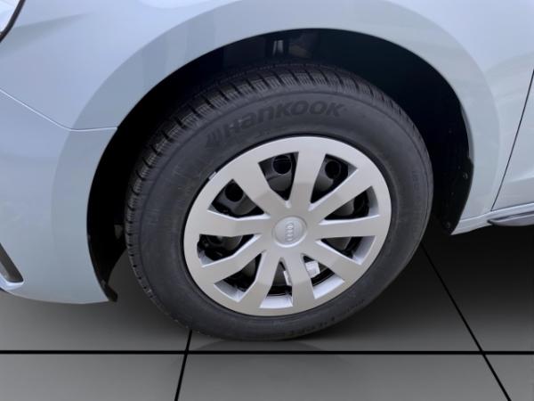 Audi A1 Sportback 25 TFSI PDC SITZHZG KLIMA LED LM17