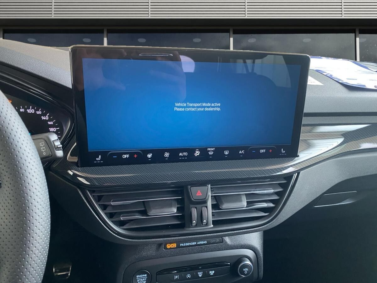 Ford Focus ST-LINE WINTERPAKET, FAHRERASSISTENZ-PAKET EASY-PARKING-PAKET