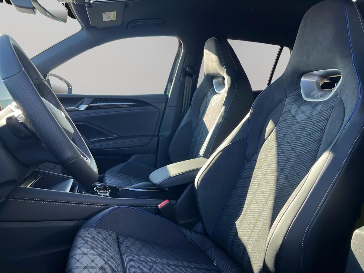 Volkswagen Tiguan R-Line 1.5l eHybrid OPF DSG +SOFORT+ACC+