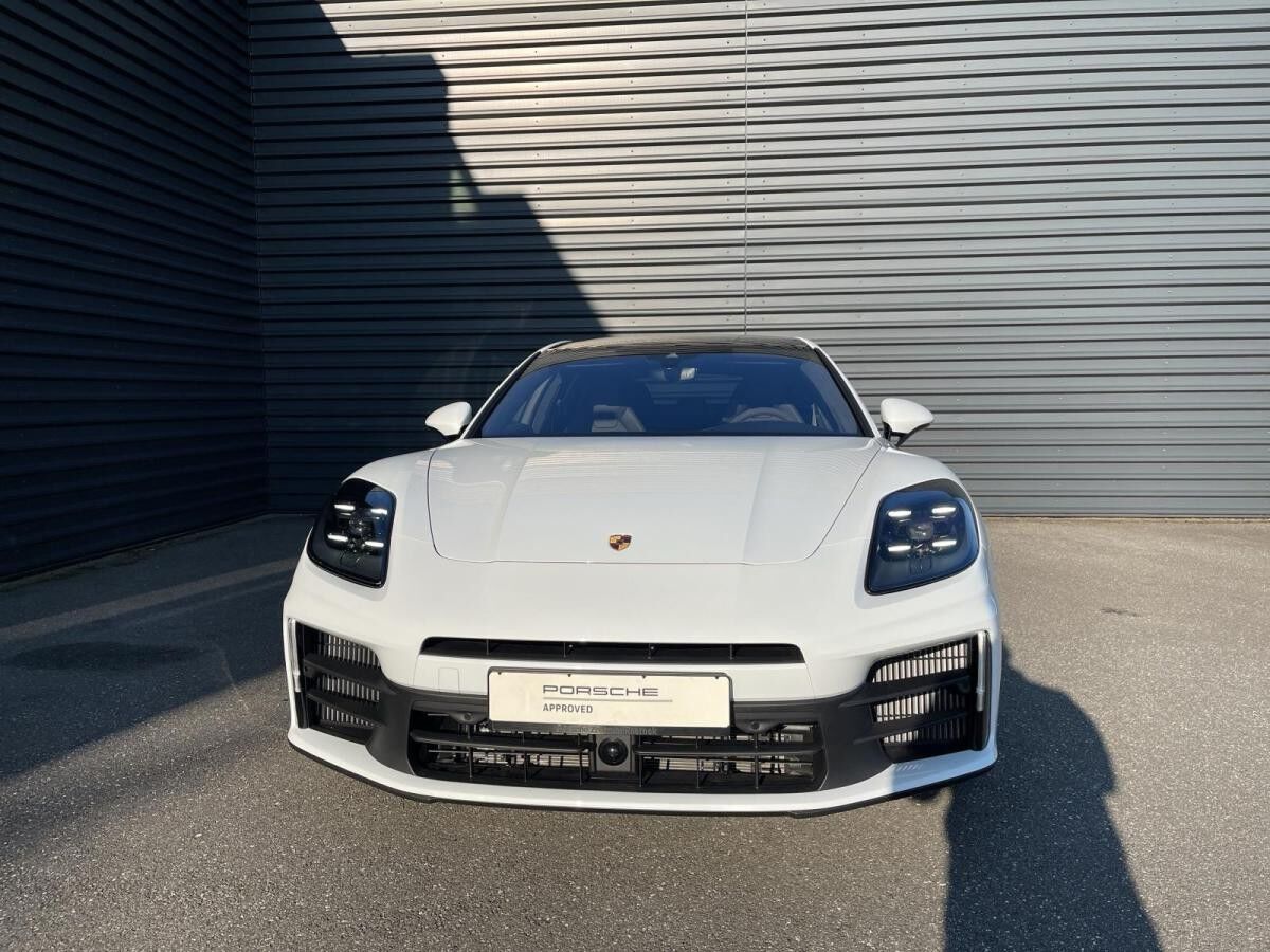 Porsche Panamera 4  · 353 PS · carraraweißmetallic · sofort verfügbar