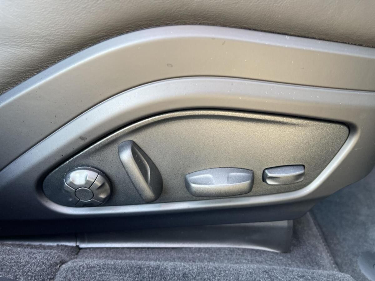 Porsche Panamera 4  · 353 PS · carraraweißmetallic · sofort verfügbar