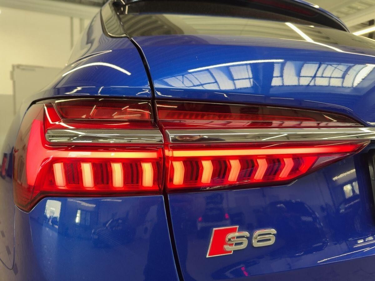 Audi S6 Avant 55 TDI quattro HD Matrix Pano Kamera AHK