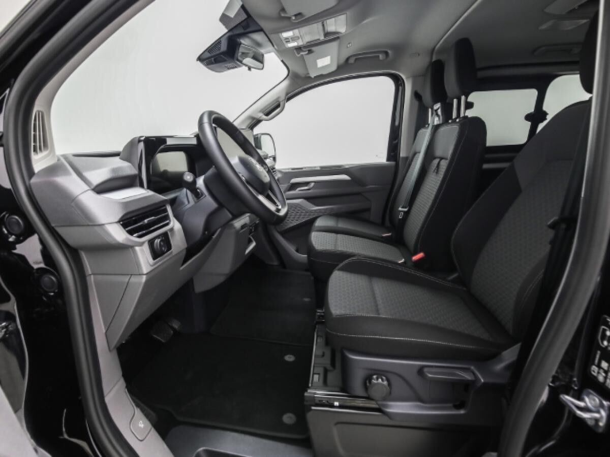 Volkswagen Caravelle T7 2.0 TDI Life LR AHK Navi Ganzjahresreifen