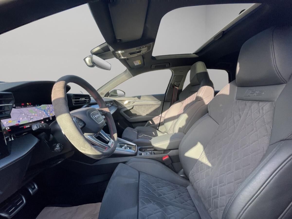 Audi RS3 RS 3 SB 2.5 TFSI quattro Matrix B&O Pano Kamera