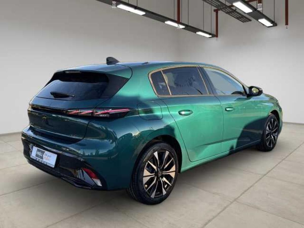 Peugeot 308 Hybrid 145 e-DSC6 Allure +Navi+360°+Komfortpaket+