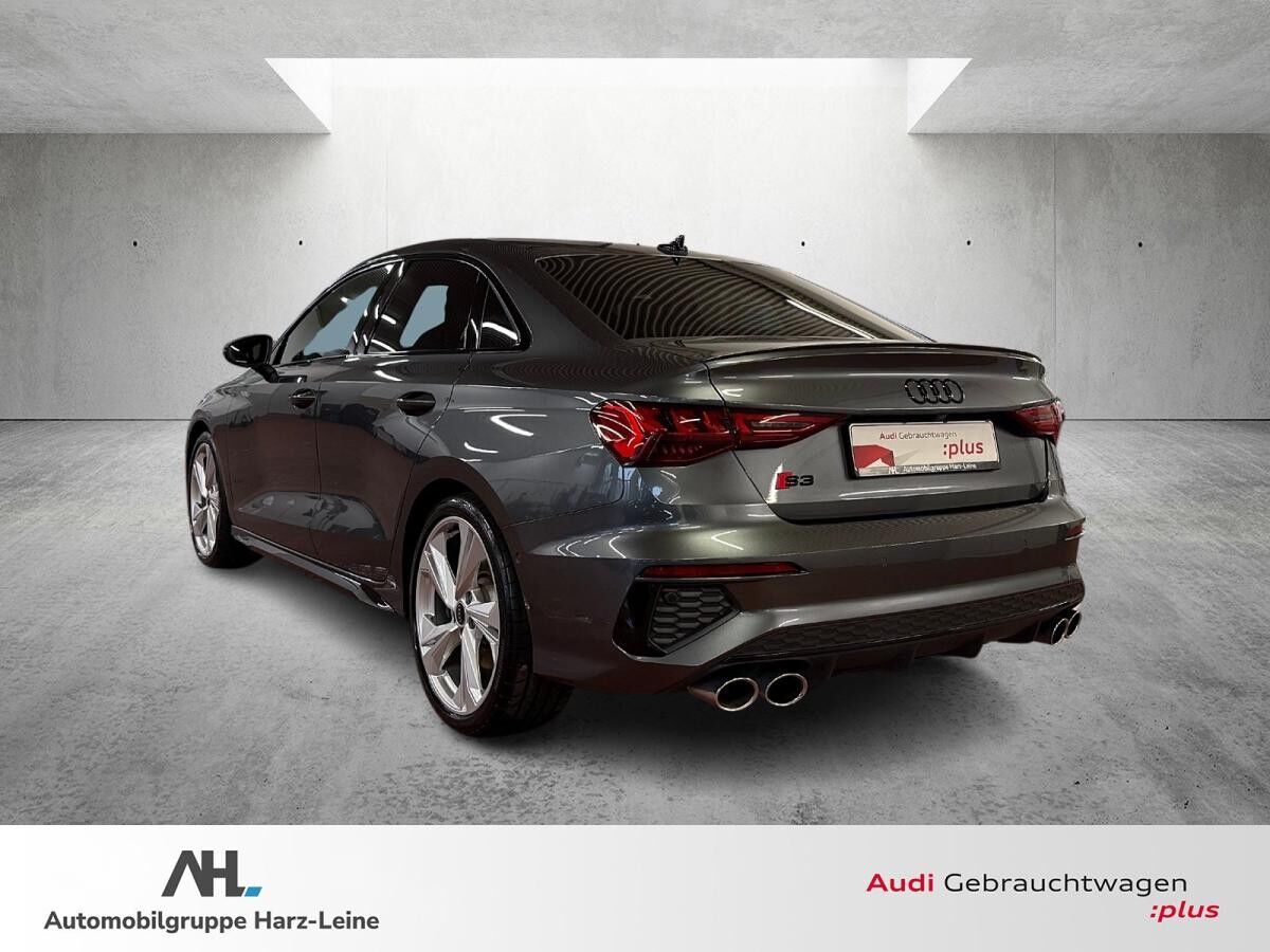 Audi S3 Limousine 2.0 TFSI quattro S-tronic Matrix Navi ACC B+O Optik schwarz plus