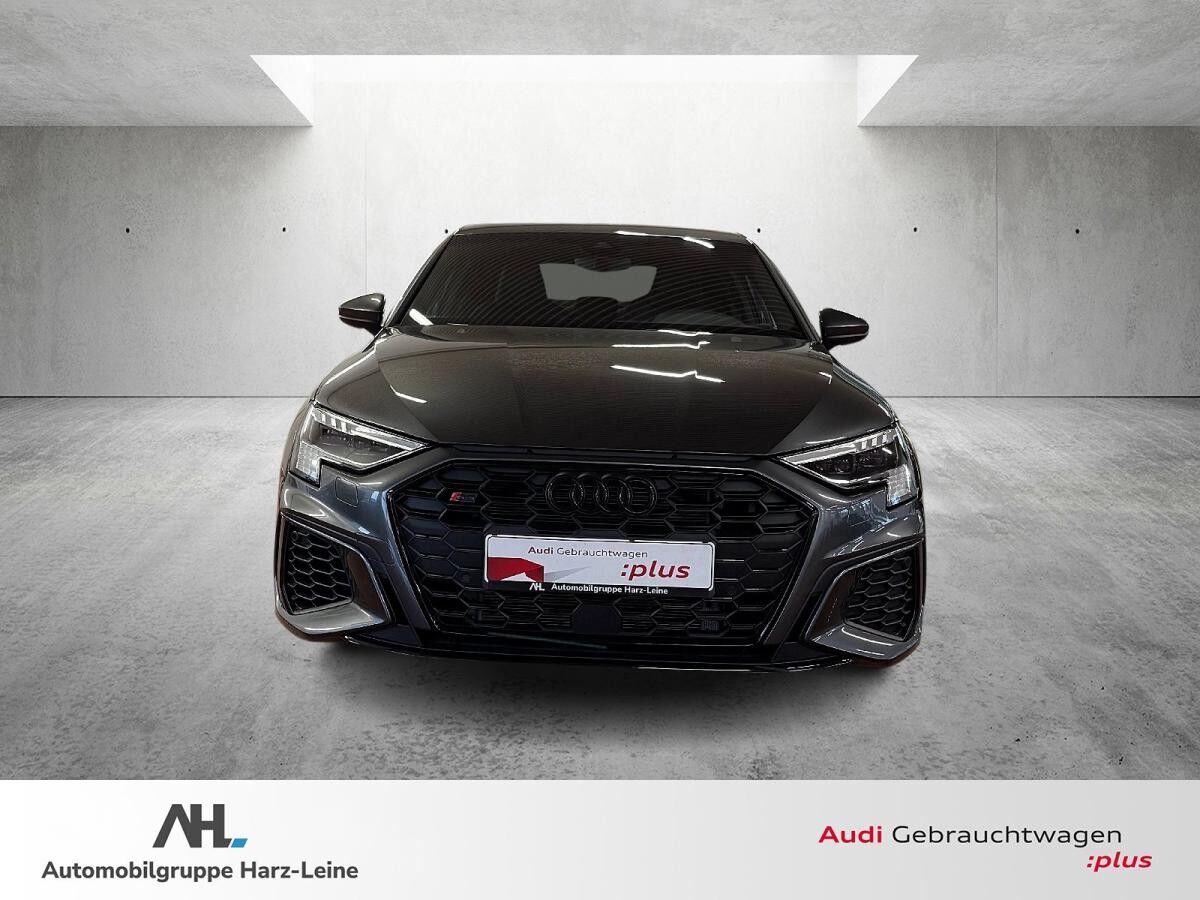 Audi S3 Limousine 2.0 TFSI quattro S-tronic Matrix Navi ACC B+O Optik schwarz plus