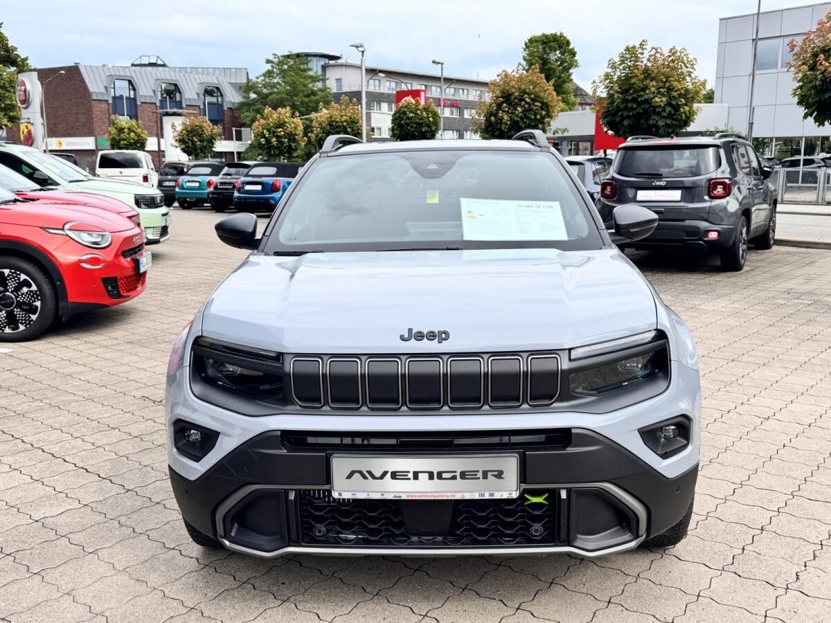 Jeep Avenger 1.2 MHEV 4XE Overland