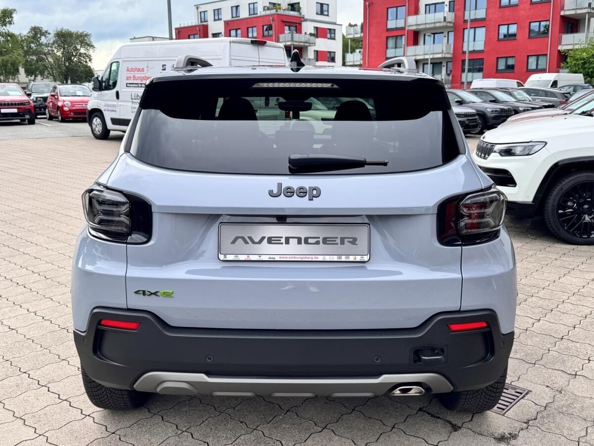 Jeep Avenger 1.2 MHEV 4XE Overland