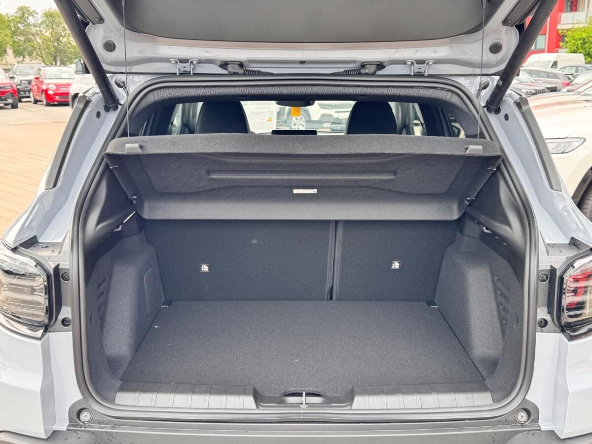 Jeep Avenger 1.2 MHEV 4XE Overland