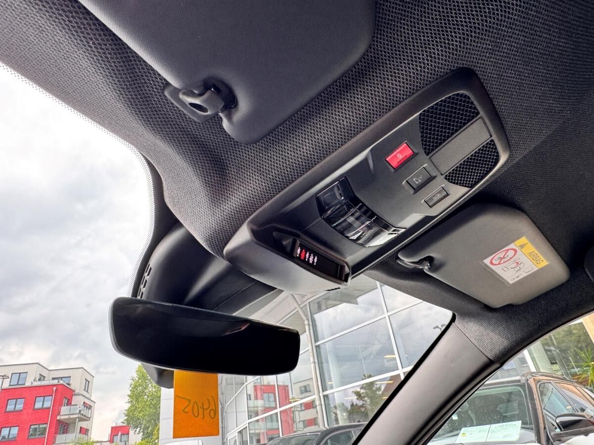 Jeep Avenger 1.2 MHEV 4XE Overland