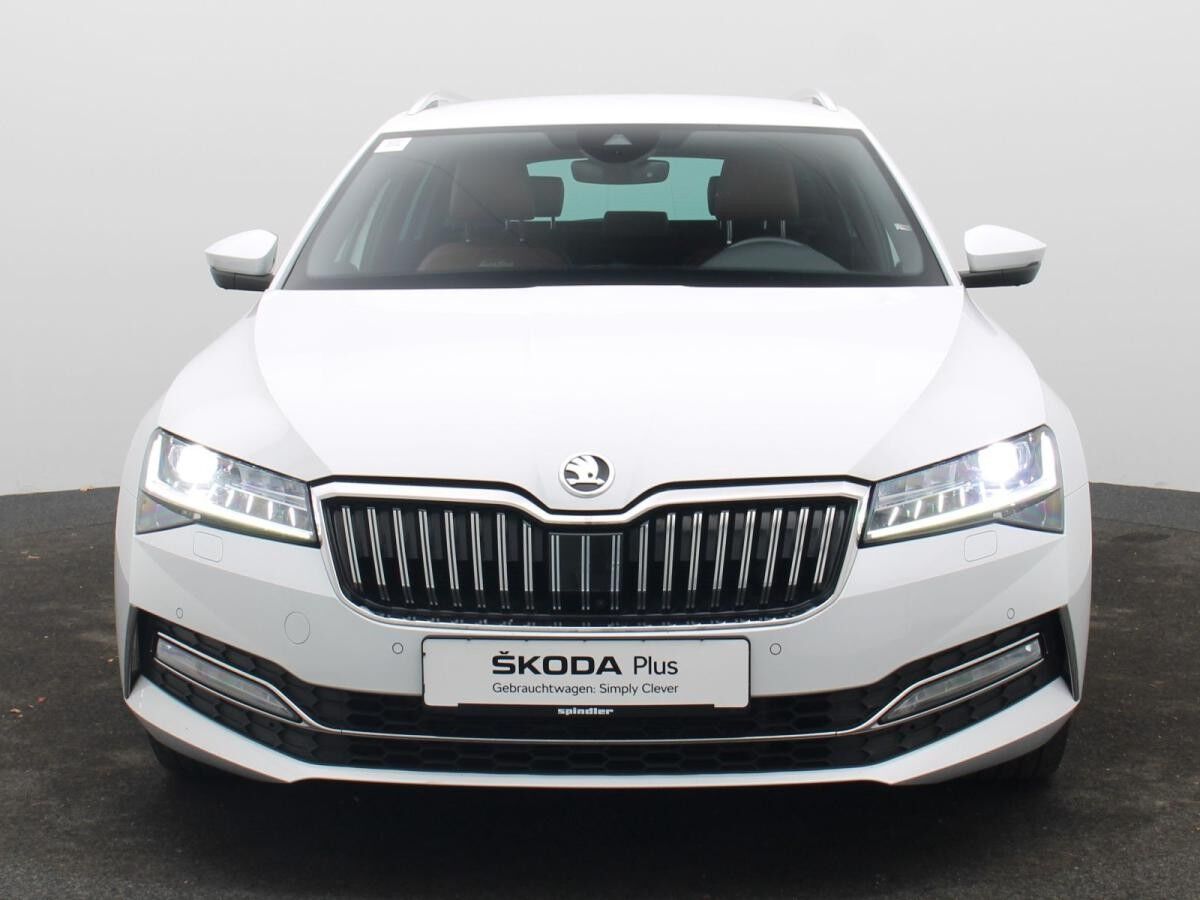 Skoda Superb Combi L&K 2.0 TDI DSG / Matrix, 360°, AHK