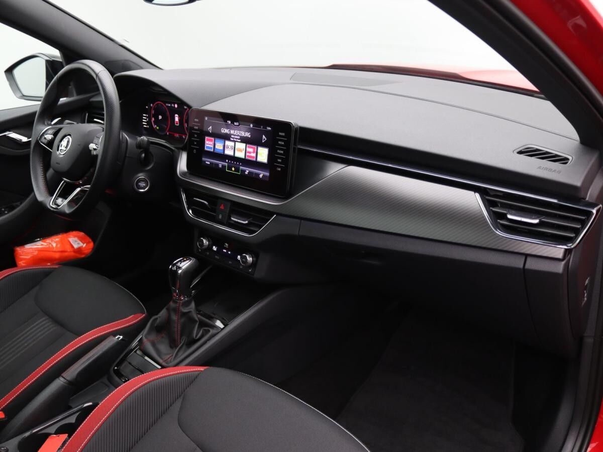 Skoda Kamiq Monte Carlo 1.5 TSI DSG / Navi, Pano, AHK