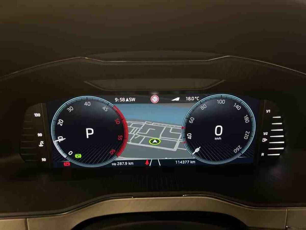 Skoda Superb Combi L&K 2.0 TDI DSG / Matrix, 360°, AHK