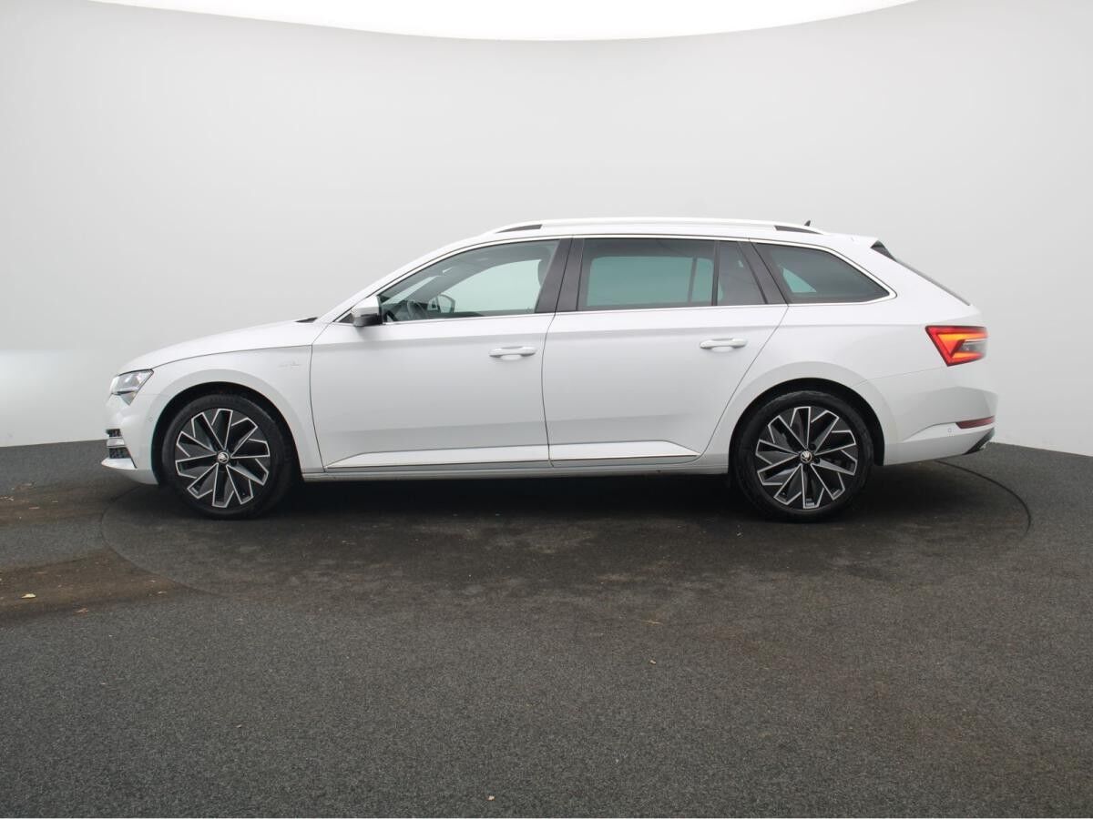 Skoda Superb Combi L&K 2.0 TDI DSG / Matrix, 360°, AHK