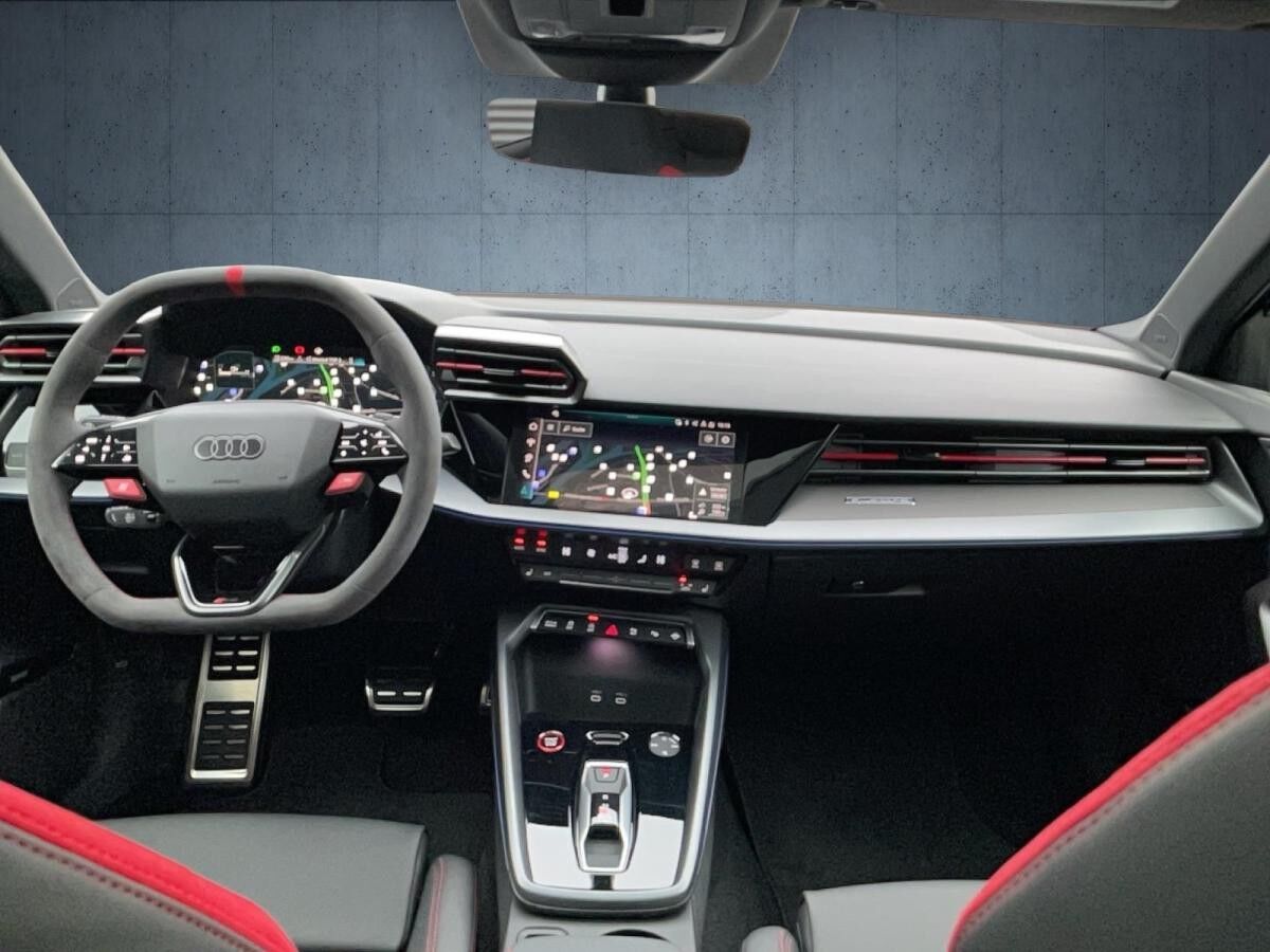 Audi RS3 RS 3 Sportback S tr. Vmax280 PANO Matrix S-Abgas
