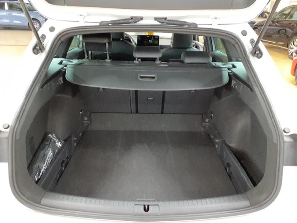 Seat Leon SP FR 1.5eTSI 110kW (150PS)*DSG*ACC*RFK*SHZ*GJR*KESSY*NAVI*CARPLAY*