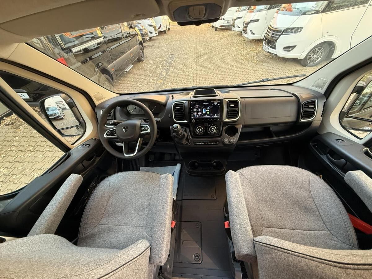 Peugeot Boxer Sunlight Cliff 600 #SOFORT