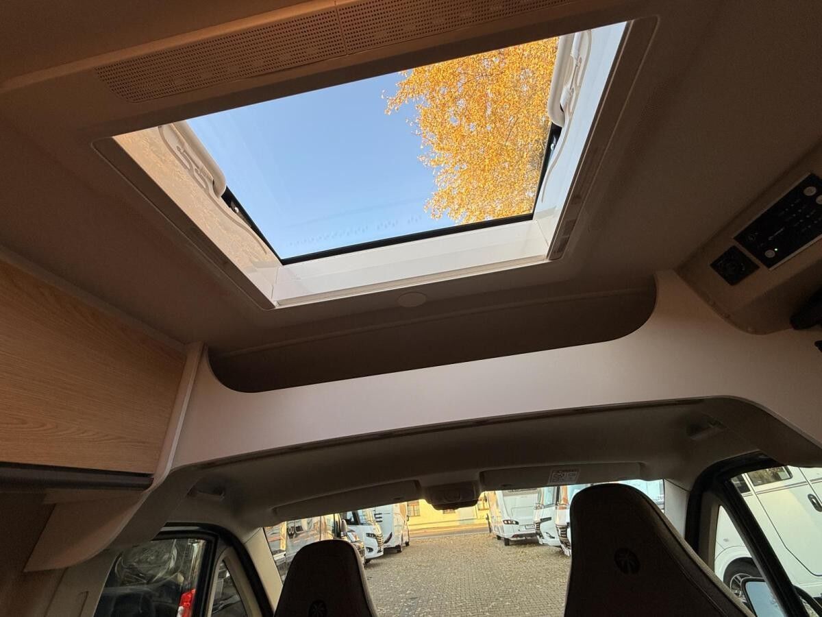 Peugeot Boxer Sunlight Cliff 600 #SOFORT