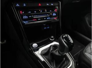 Volkswagen T-Roc R-Line 1.5 TSI DSG AHK Navi Kamera IQ.Light