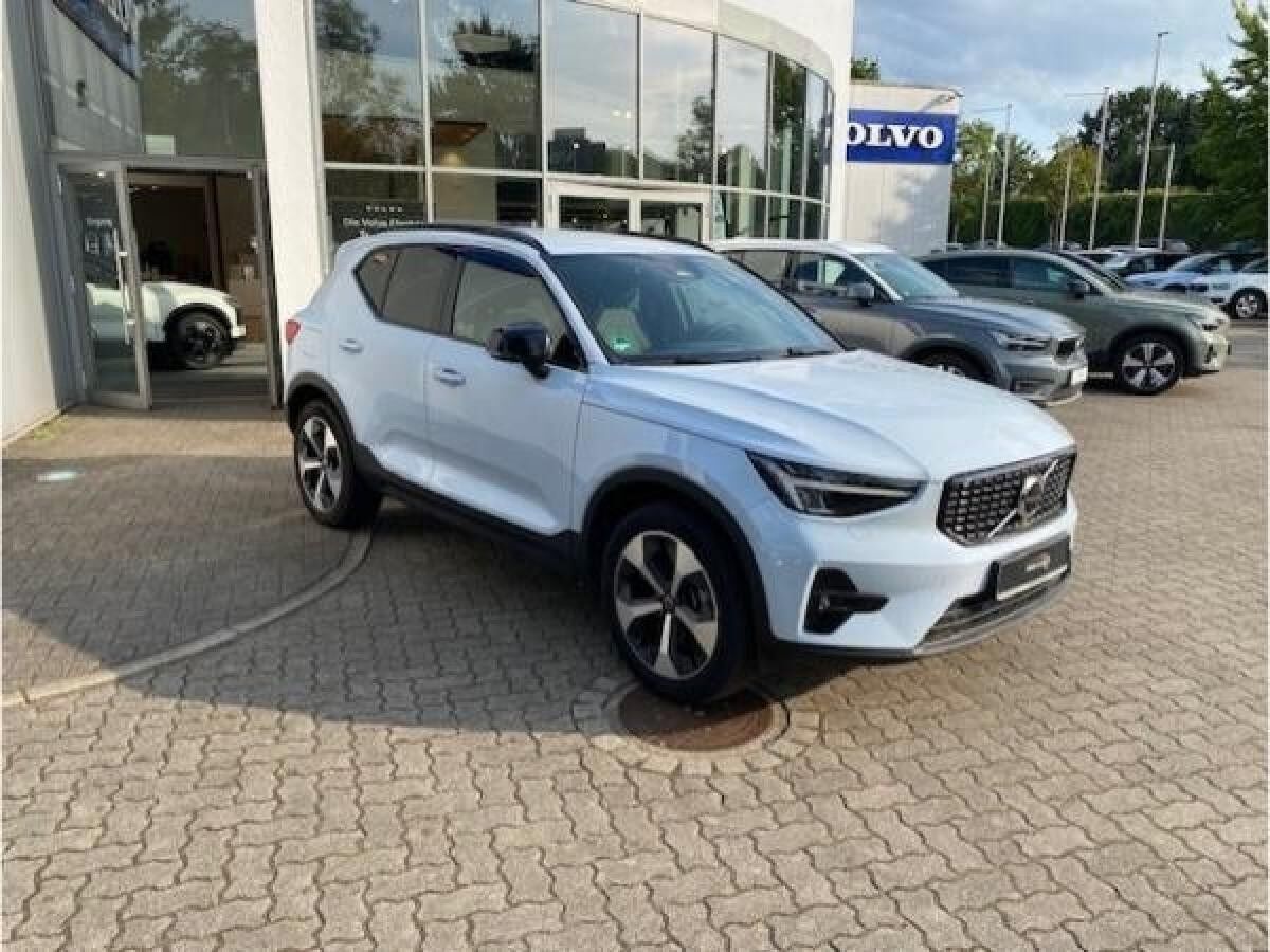 Volvo XC40 B3 Essential *BESTELLAKTION*