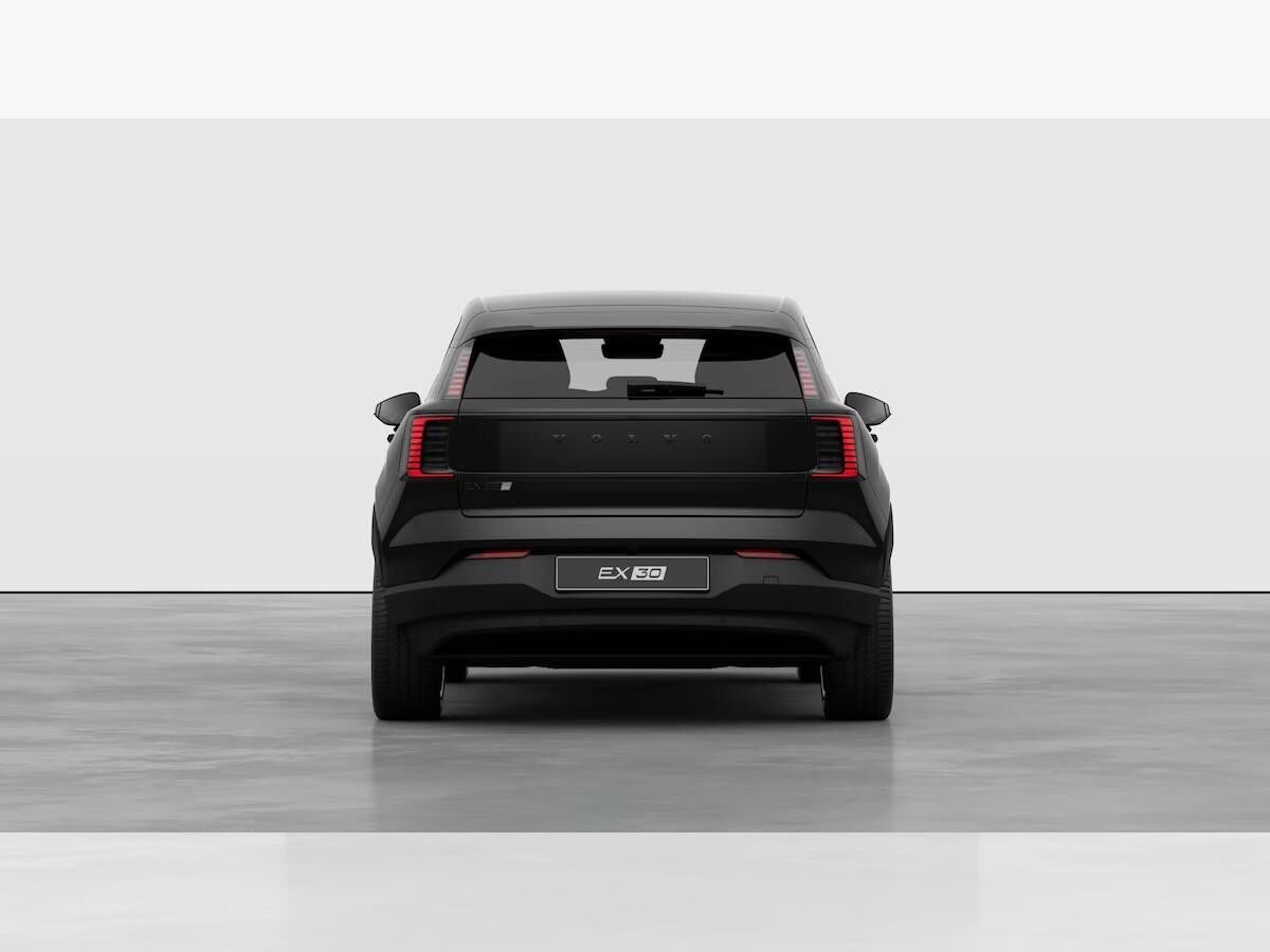 Volvo EX30 EX30 Extended Range Plus Black Edition 19"