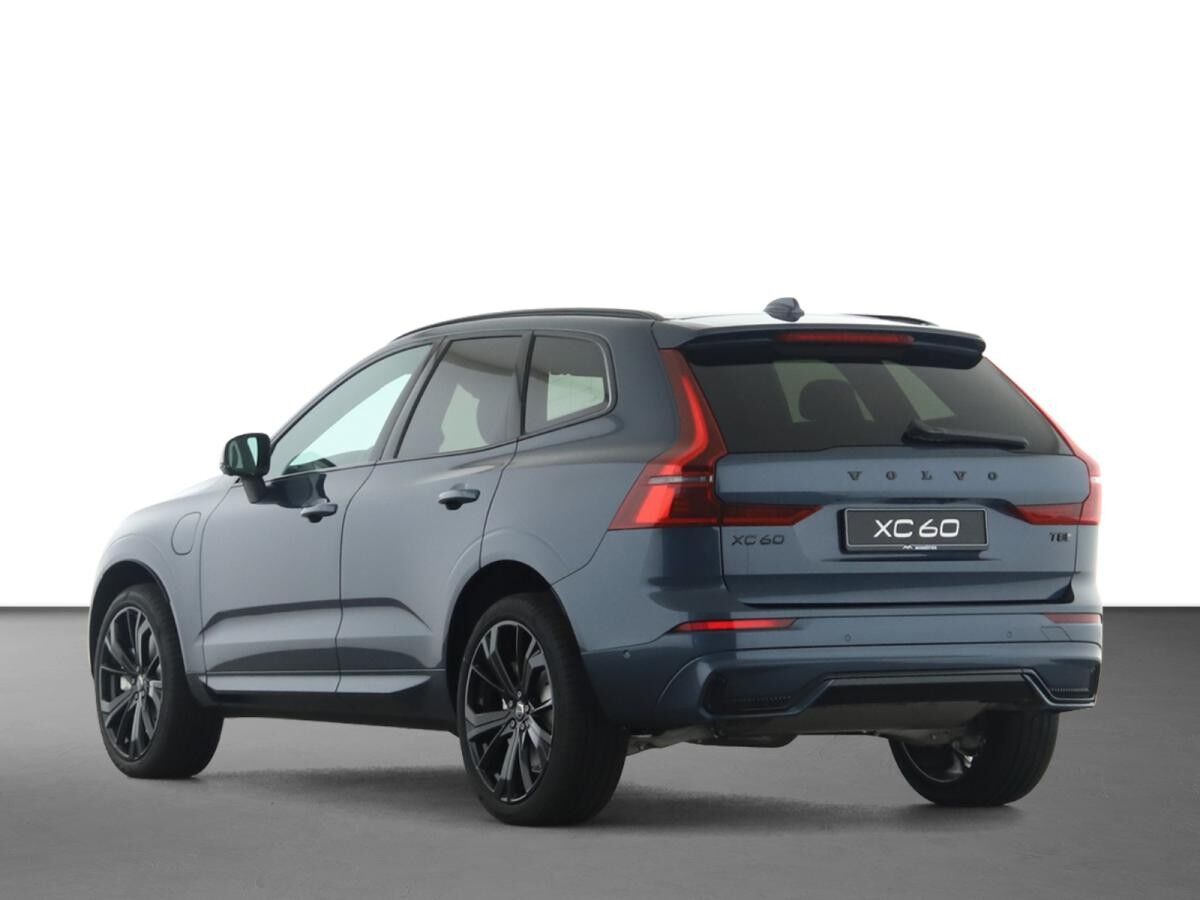 Volvo XC60 T8 Plus Black Edition 0,5%/Head-Up/360CAM/Pano/Licht-Paket