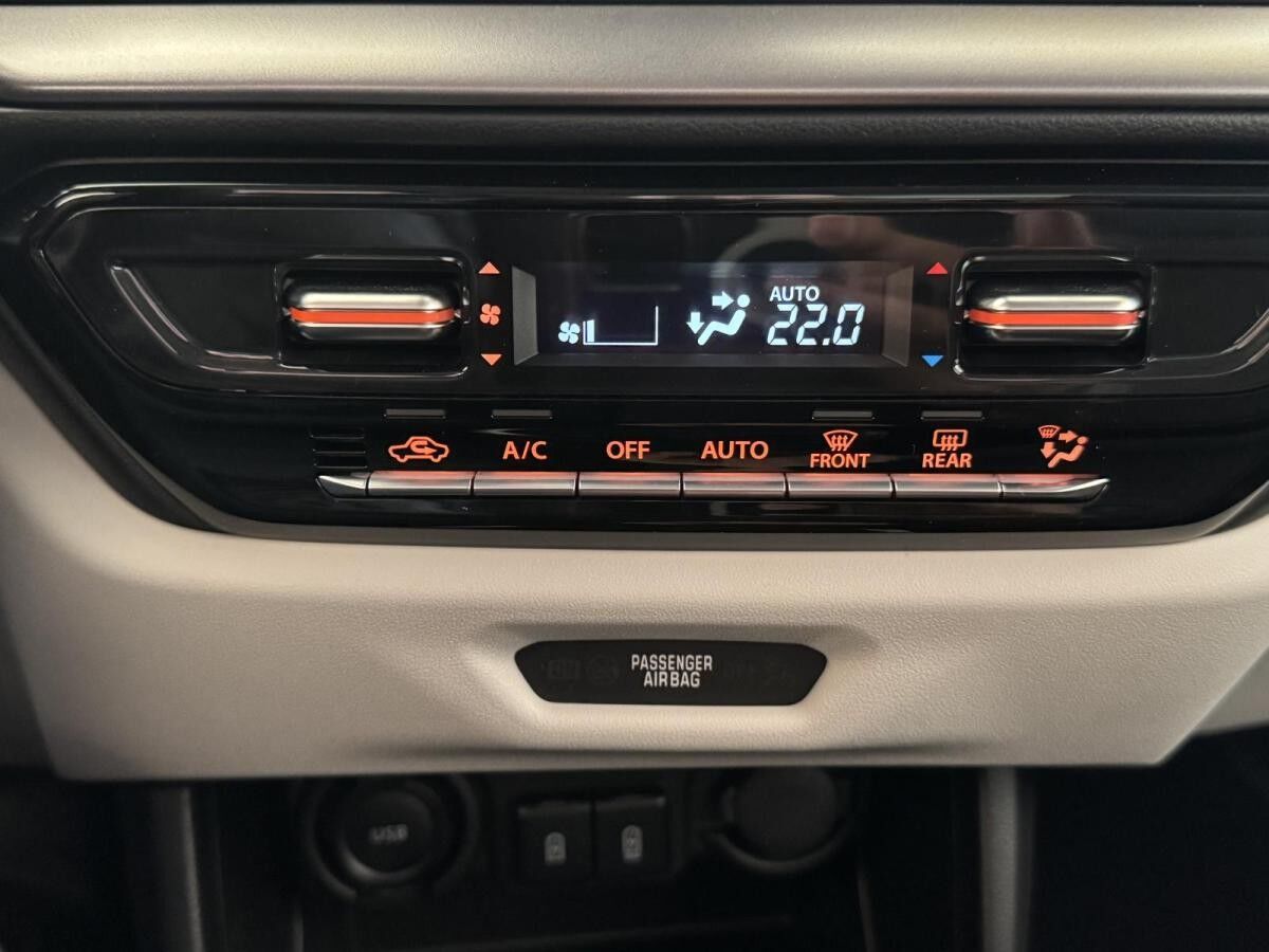 Suzuki Swift Comfort+ Navi Kamera SHZ Keyless GO sofort Lieferbar!!!