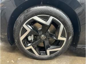 Volkswagen Passat Variant R-LINE 2.0 TDI DSG 4M IQ AHK HuD