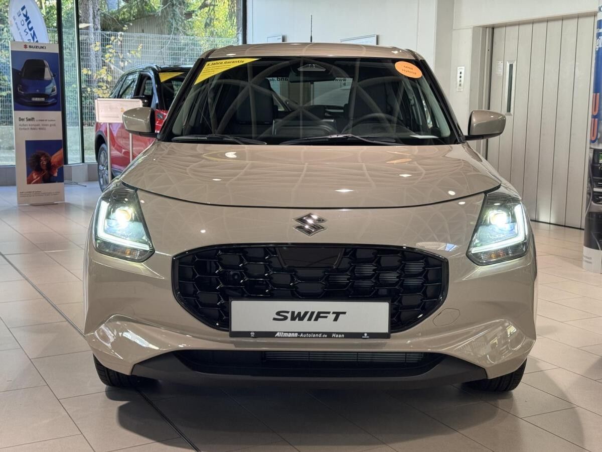 Suzuki Swift Comfort  Mild-Hybrid Allrad Kamera Navi SHZ sofort lieferbar!!!