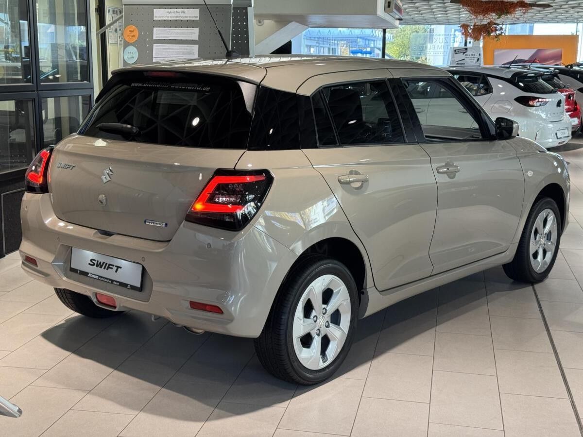 Suzuki Swift Comfort  Mild-Hybrid Allrad Kamera Navi SHZ sofort lieferbar!!!