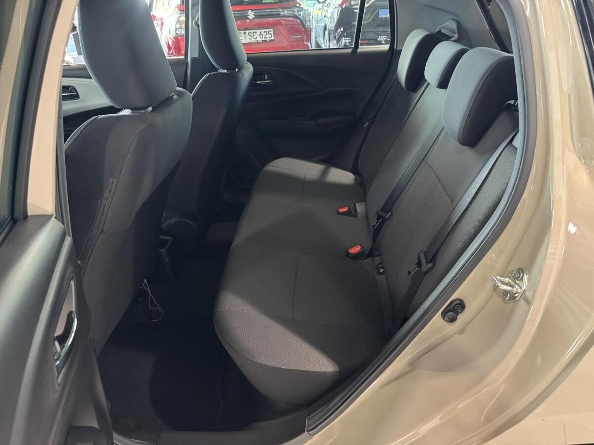 Suzuki Swift Comfort  Mild-Hybrid Allrad Kamera Navi SHZ sofort lieferbar!!!