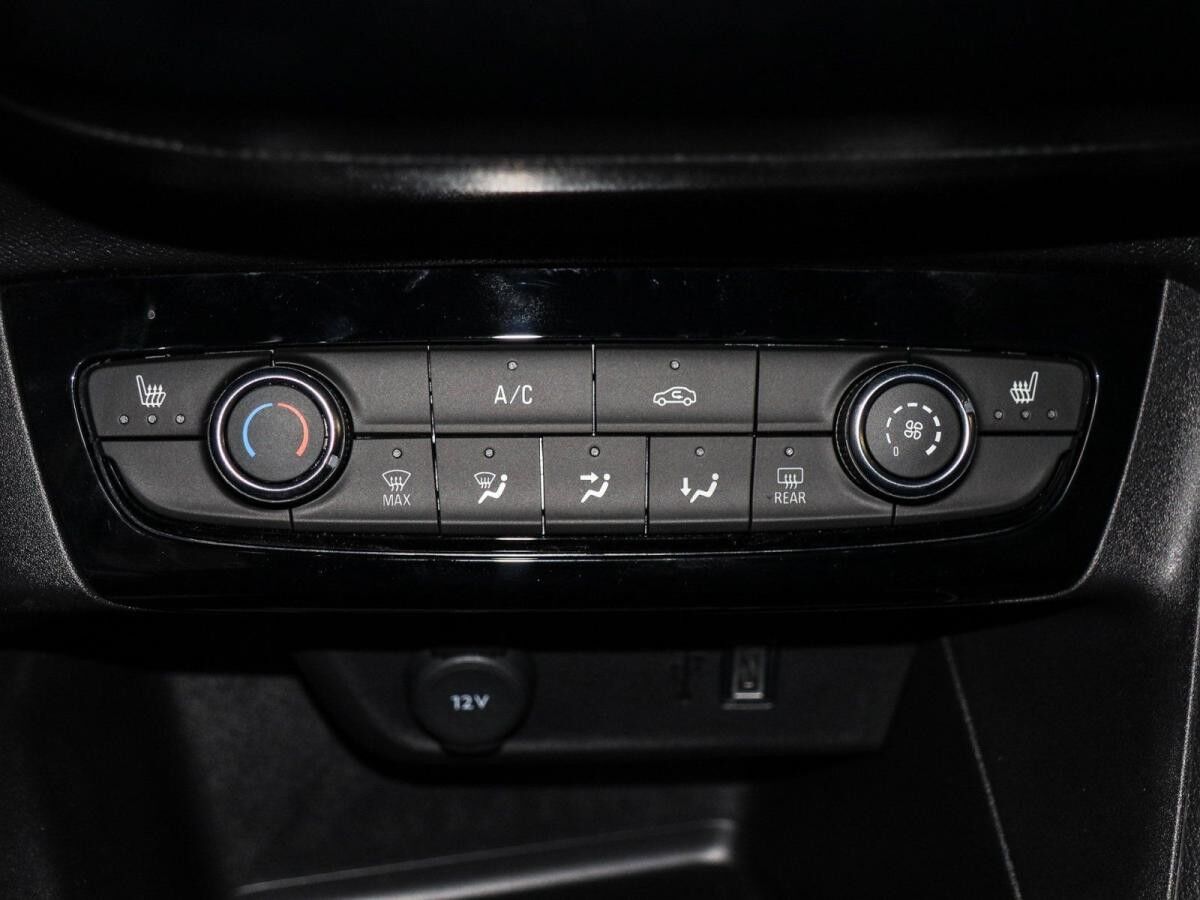 Opel Corsa YES !! KOMFORTPAKET & ALLWETTERREIFEN !!