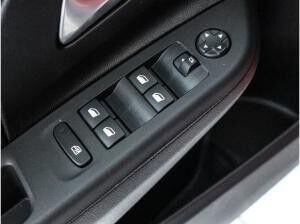 Opel Corsa YES !! KOMFORTPAKET & ALLWETTERREIFEN !!