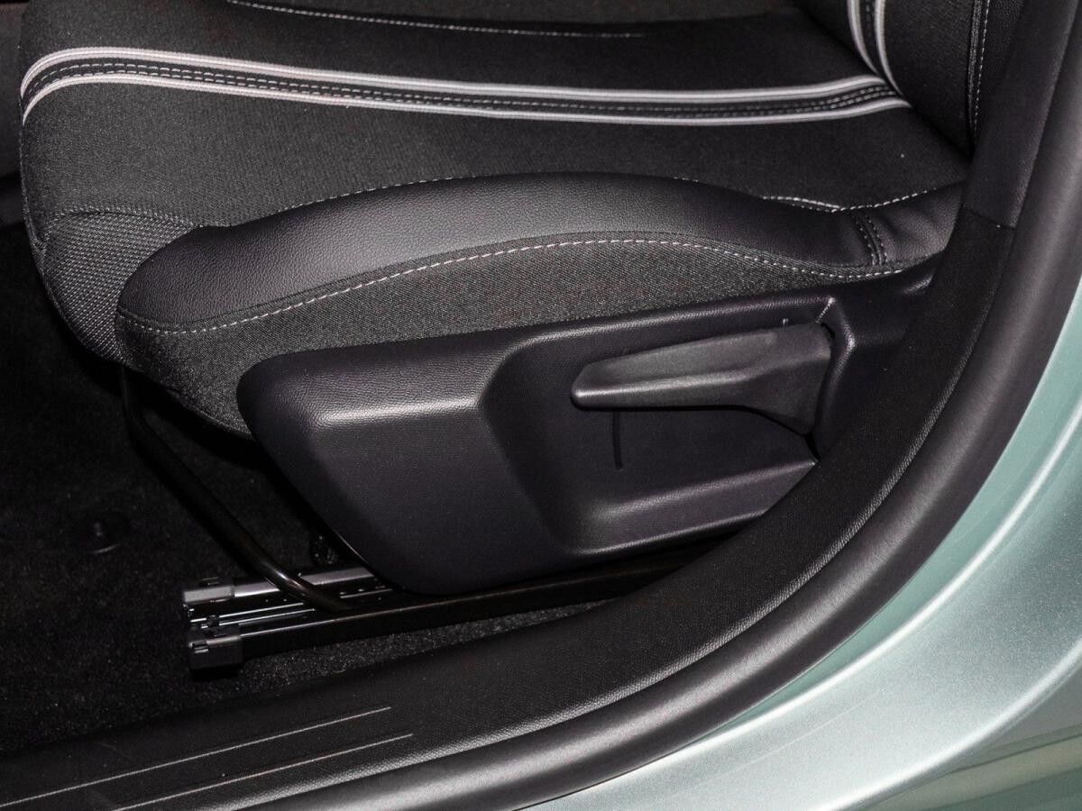 Opel Corsa YES !! KOMFORTPAKET & ALLWETTERREIFEN !!