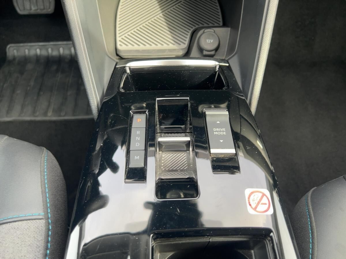 Citroën C4 PureTech 130 Shine SHZ LED Navi