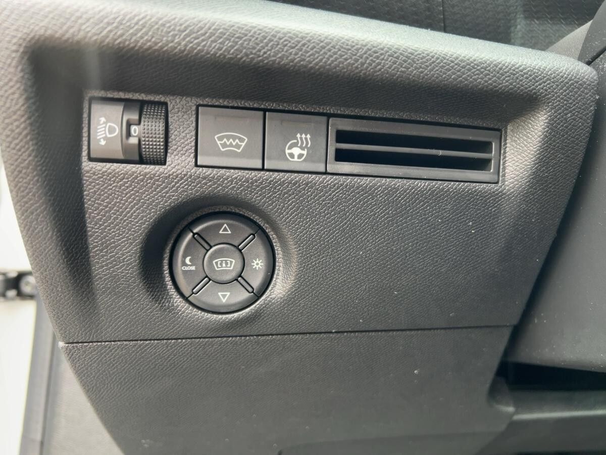 Citroën C4 PureTech 130 Shine SHZ LED Navi Kamera