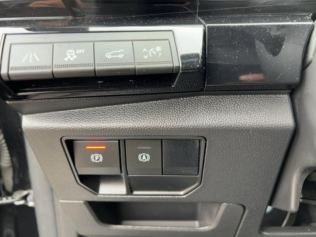 Renault Espace 6 Esprit Alpine E-Tech Full Hybrid 200 Renault Espace 6 Esprit Alpine E-Tech Full Hybrid 200