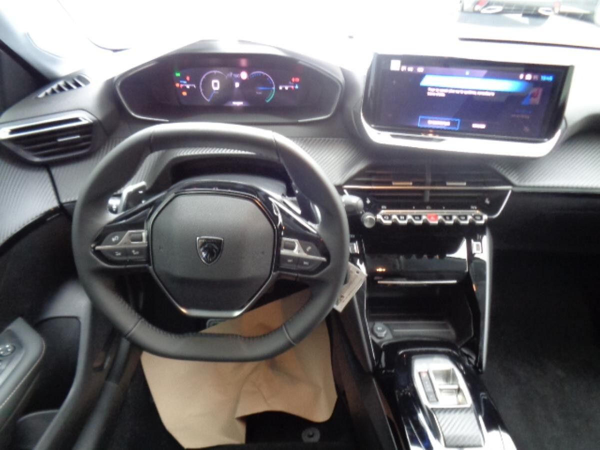 Peugeot 208 Hybrid 110 e-DSC6 Allure Sitzheizung, Klima, PDC