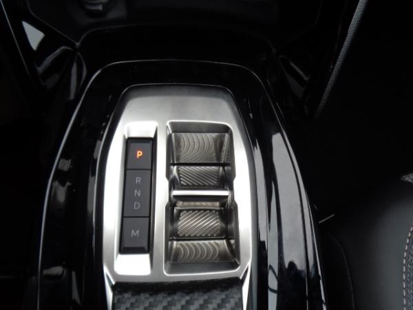 Peugeot 208 Hybrid 110 e-DSC6 Allure Sitzheizung, Kamera