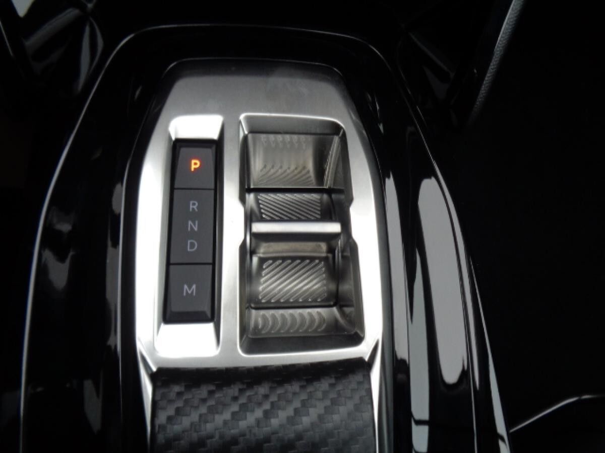 Peugeot 208 Hybrid 110 e-DSC6 Allure Sitzheizung, Klima, PDC