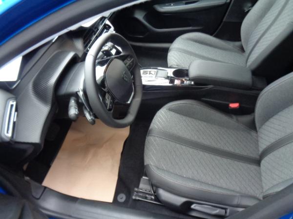 Peugeot 208 Hybrid 110 e-DSC6 Allure Sitzheizung, Klima, PDC