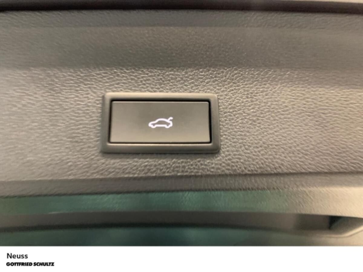 Seat Ateca XPERIENCE TSI DSG AHK NAVI SITZHEIZUNG EINPARKHILFE LED